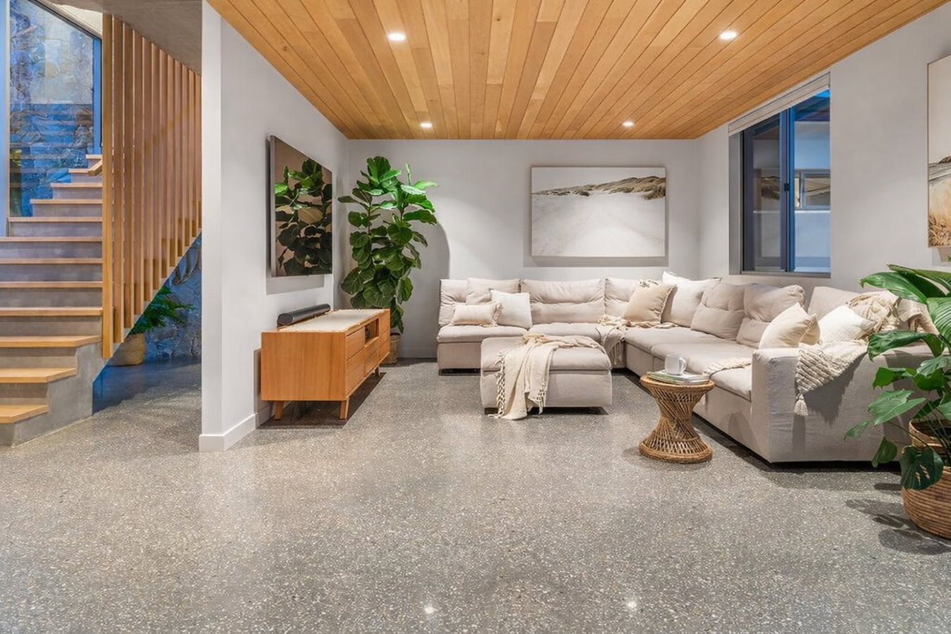 Concrete floor installation in South Whittier, CA